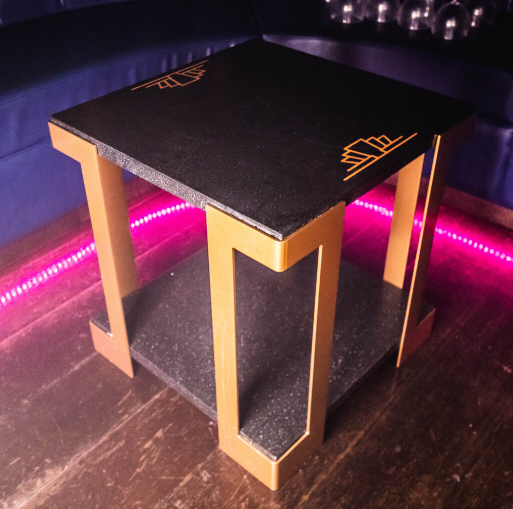 146-nightclub-drinks-tables-metal
