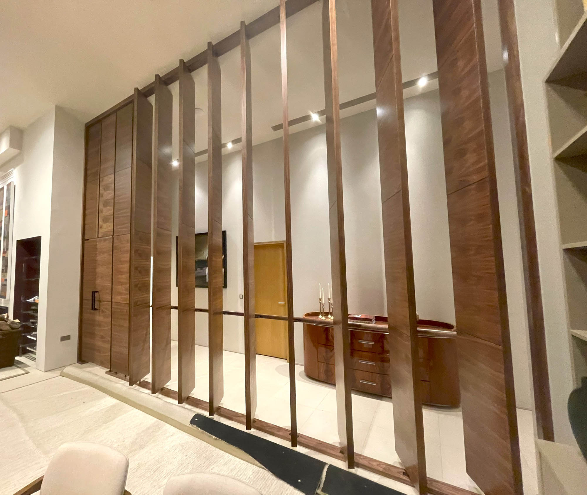 Rotating Louvre Rack Rotating Louvres - Paul Case Furniture