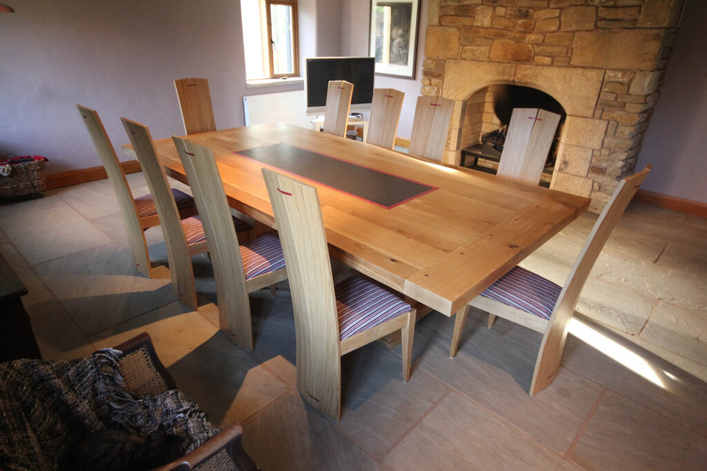 64-solid-oak-large-dining-table